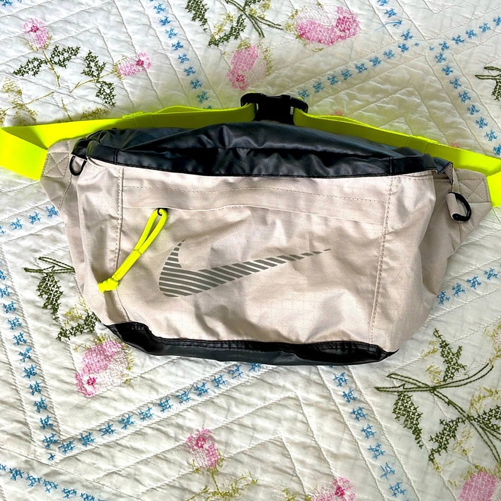 Nike sling cross body waist bag